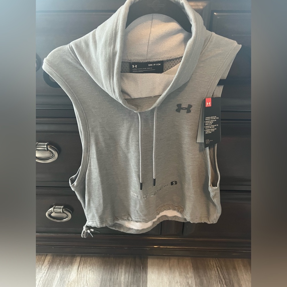 Under Armour Sleeveless Gray Hoodie